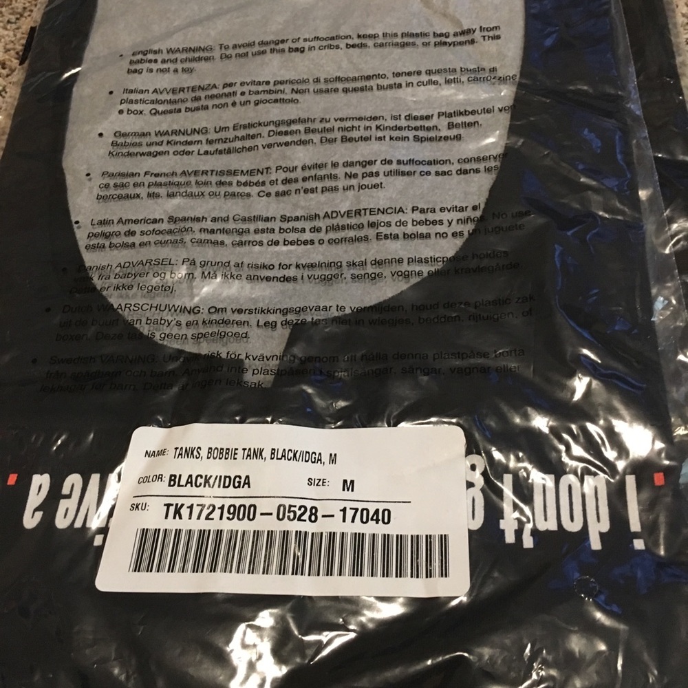 NWT Fabletics Demi Lovato Bobbie Tank - Picture 6 of 6